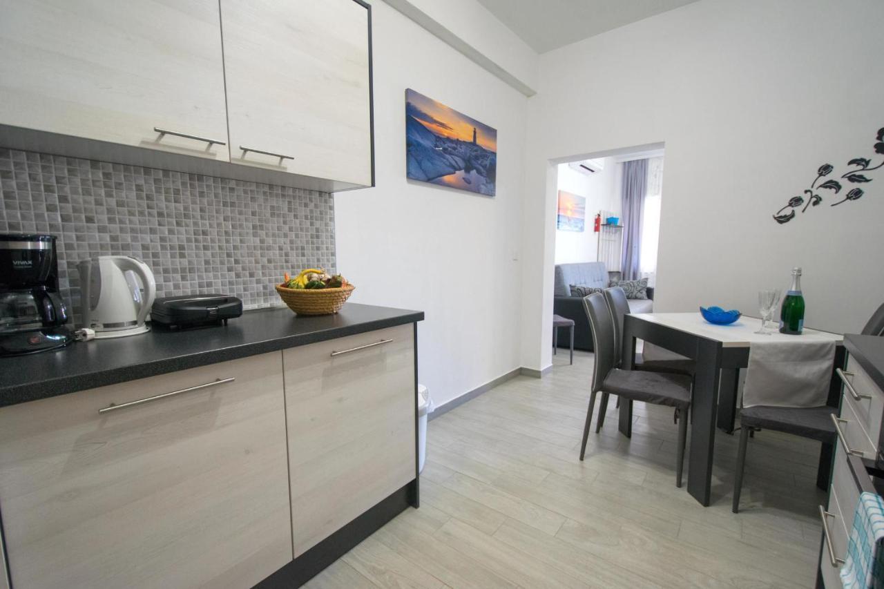 Apartments Mladenka Малинська Екстер'єр фото